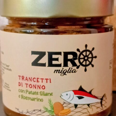Trancetti di tonno con patate silane e rosmarino