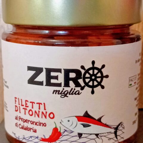 Filetti di tonno al peperoncino calabrese